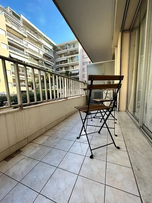 Apartment L'Heliodore, Apt 4 Prs Standing, Clim, Parking Antibes