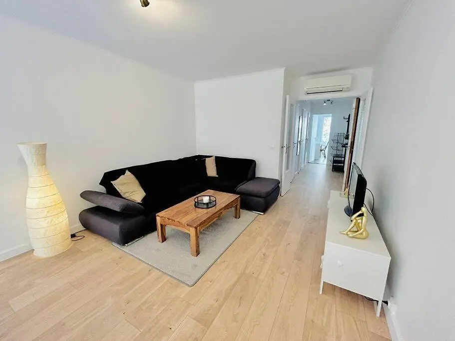 Apartment L'Heliodore, Apt 4 Prs Standing, Clim, Parking Antibes