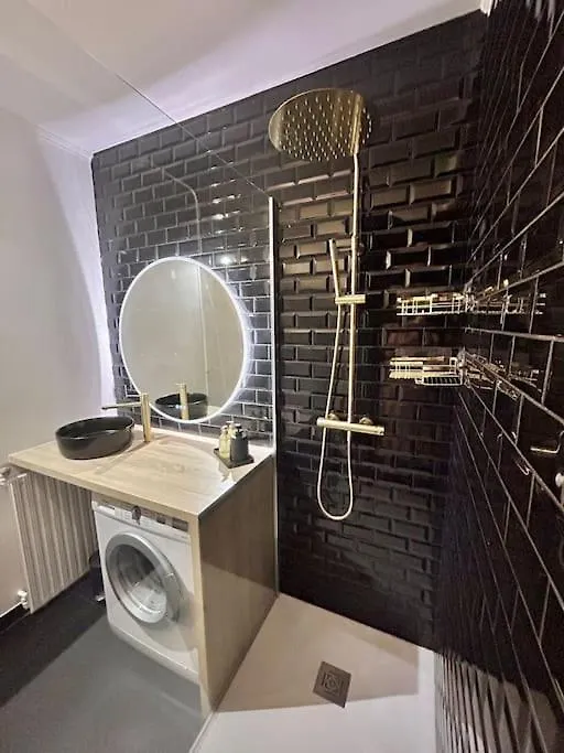 Apartment L'Heliodore, Apt 4 Prs Standing, Clim, Parking Antibes France
